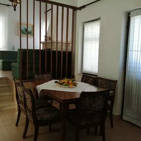 Renata Apartmán