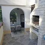 Renata *